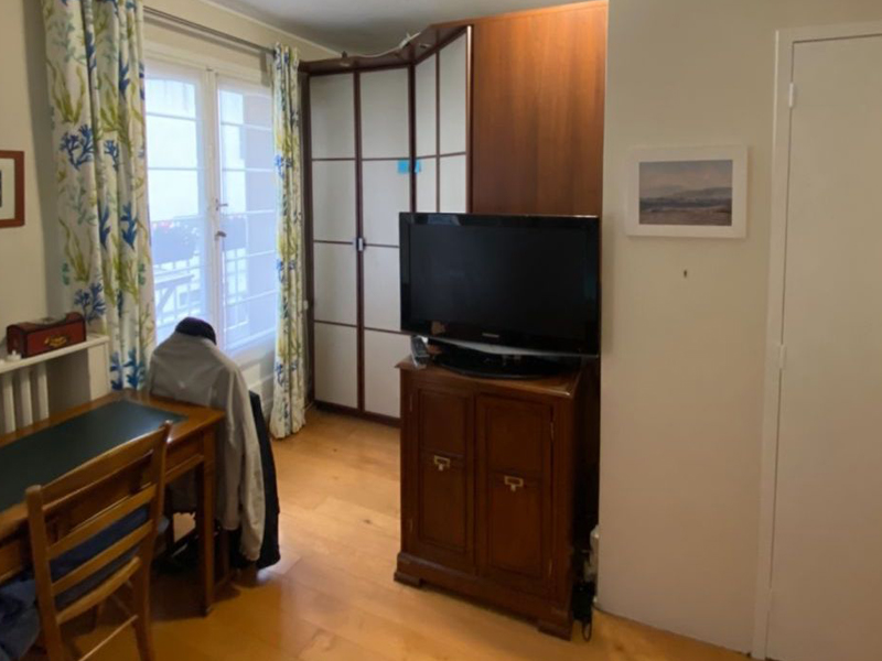 Front Image
